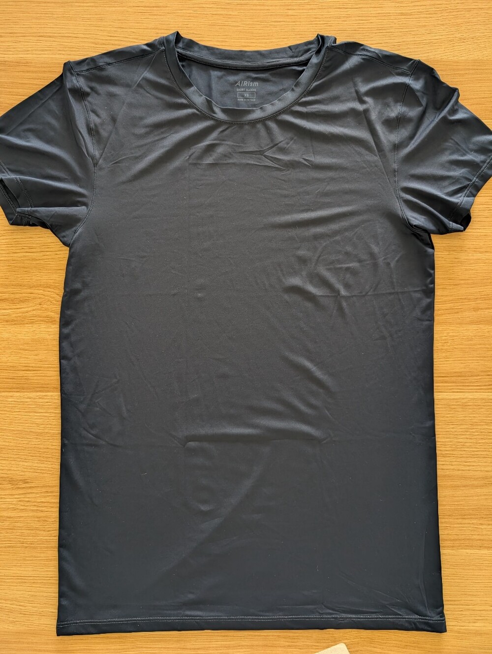 Uniqlo AIRism Men's Tee
